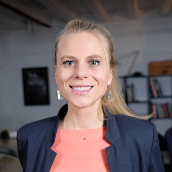 Stella Toscano-Hoffner